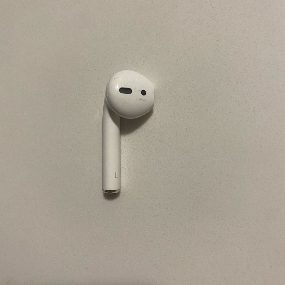 Left pod AirPods generation 2
